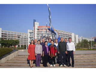 重温青春足迹 共叙工贸情深  ...